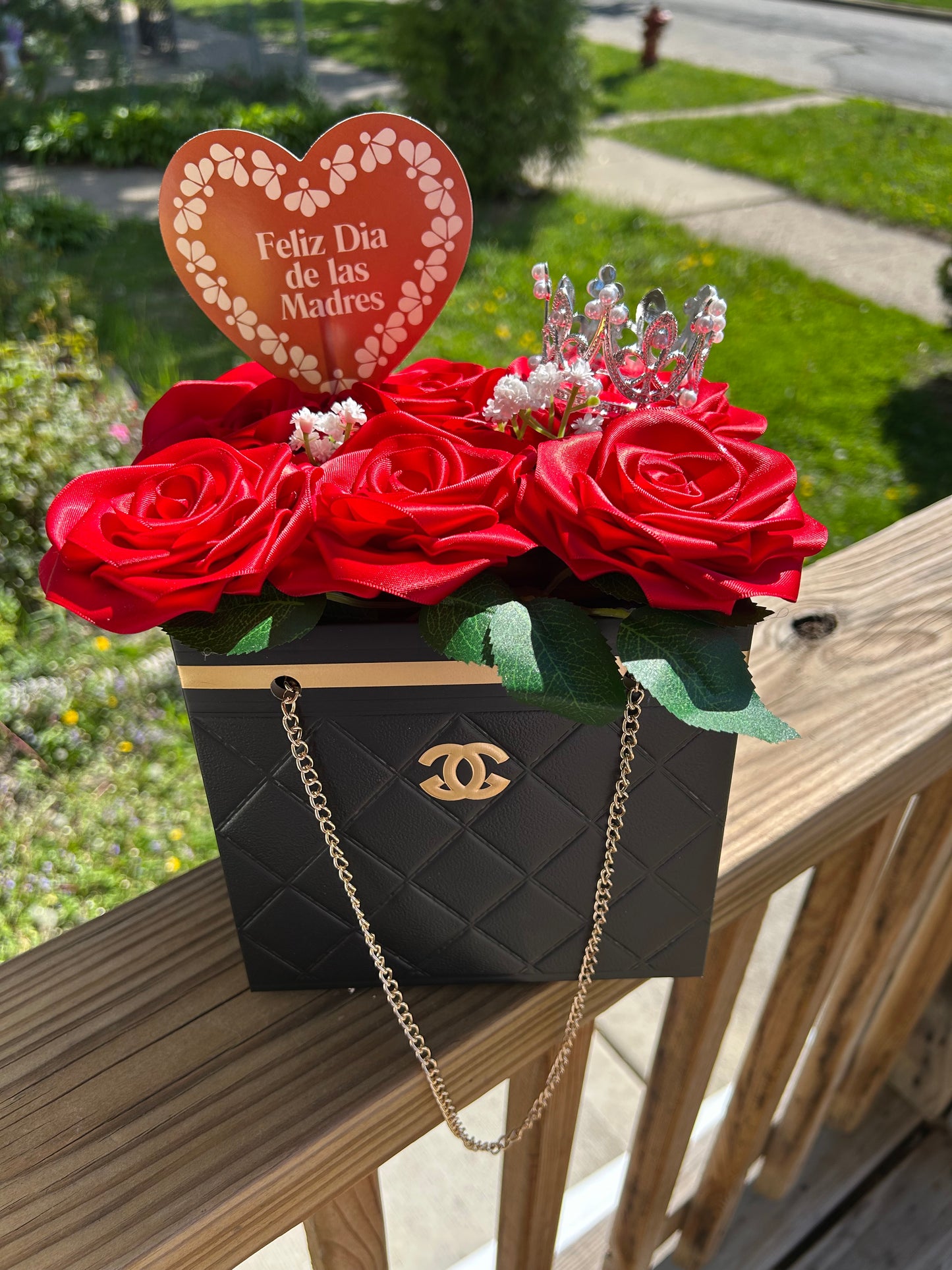 Purse rose bouquet