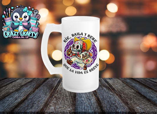 Ríe Baila y bebe beer mug