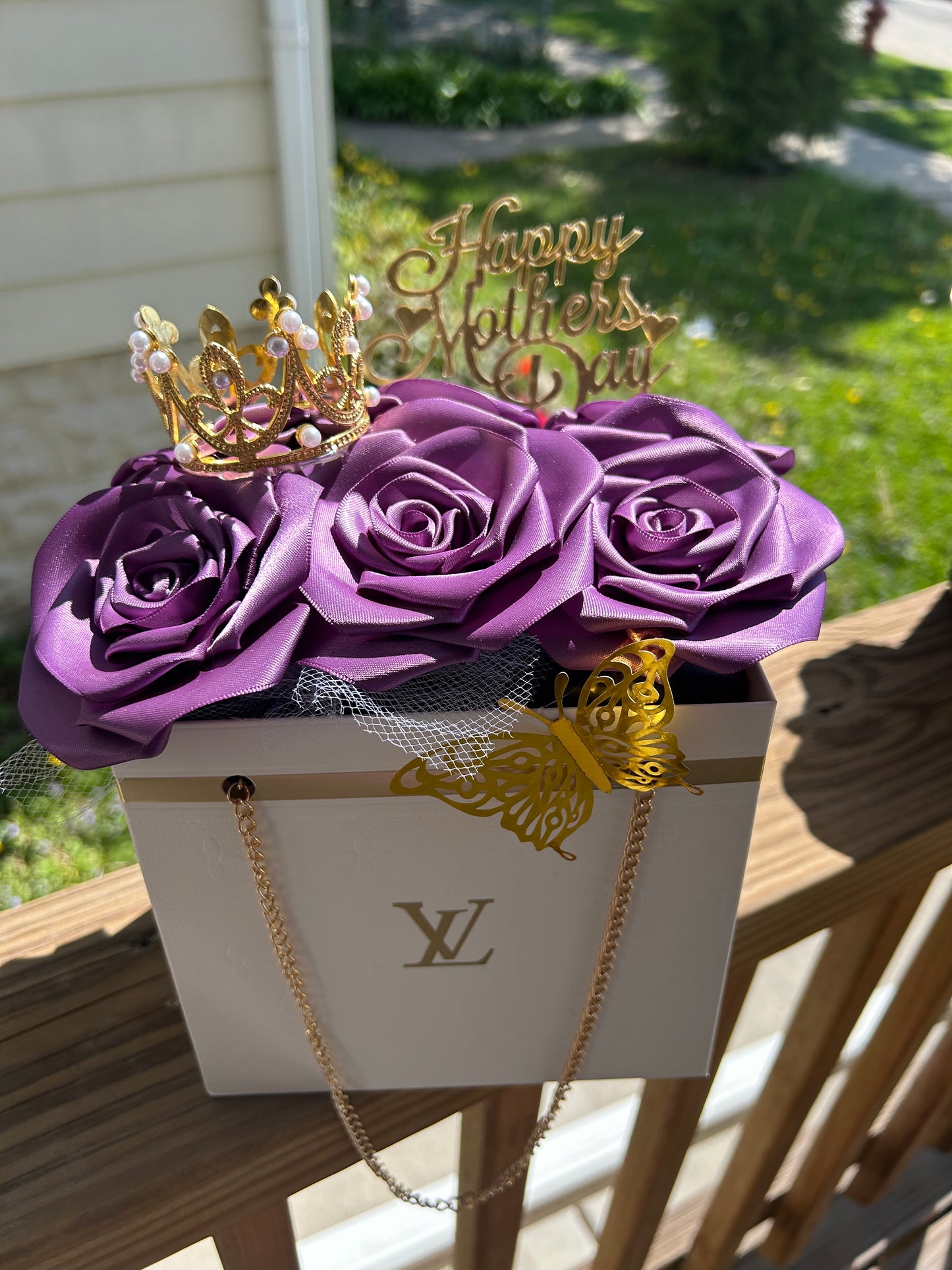 Purse rose bouquet